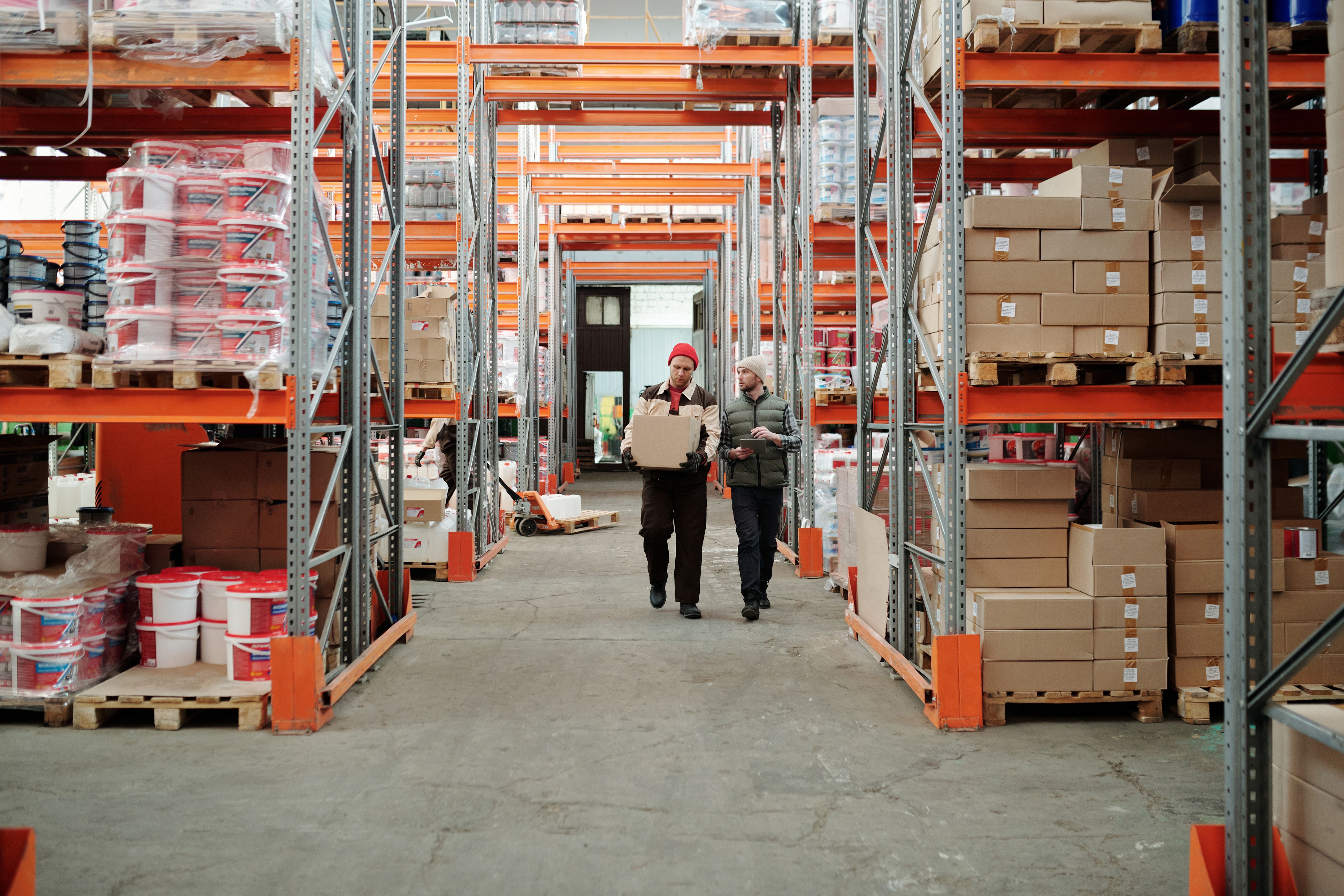 Logistics fleet and distribution operations hero image